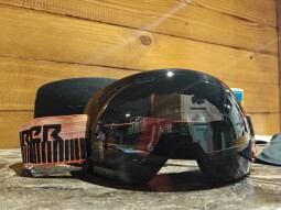 UNI LYŽIARSKE OKULIARE MARKER ULTRA FLEX L + BLACKLIGHT MIRROR